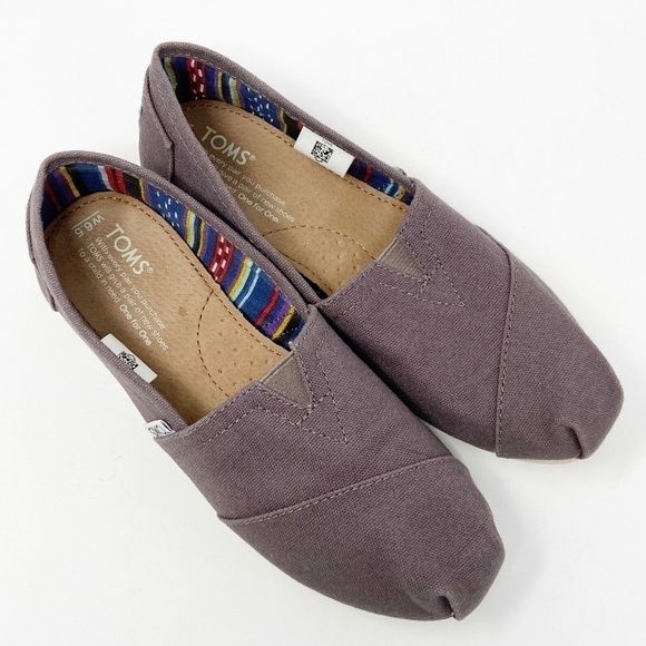 TOMS | Classic Canvas Slip Ons in Ash Grey - Picture 8 of 14